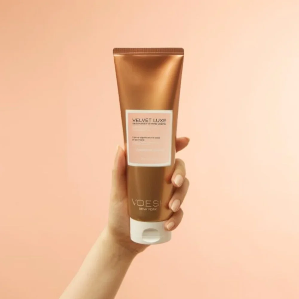 ⭐️ $10 - VOESH TANGERINE GLOW VELVET LUXE VEGAN BODY & HAND CREME